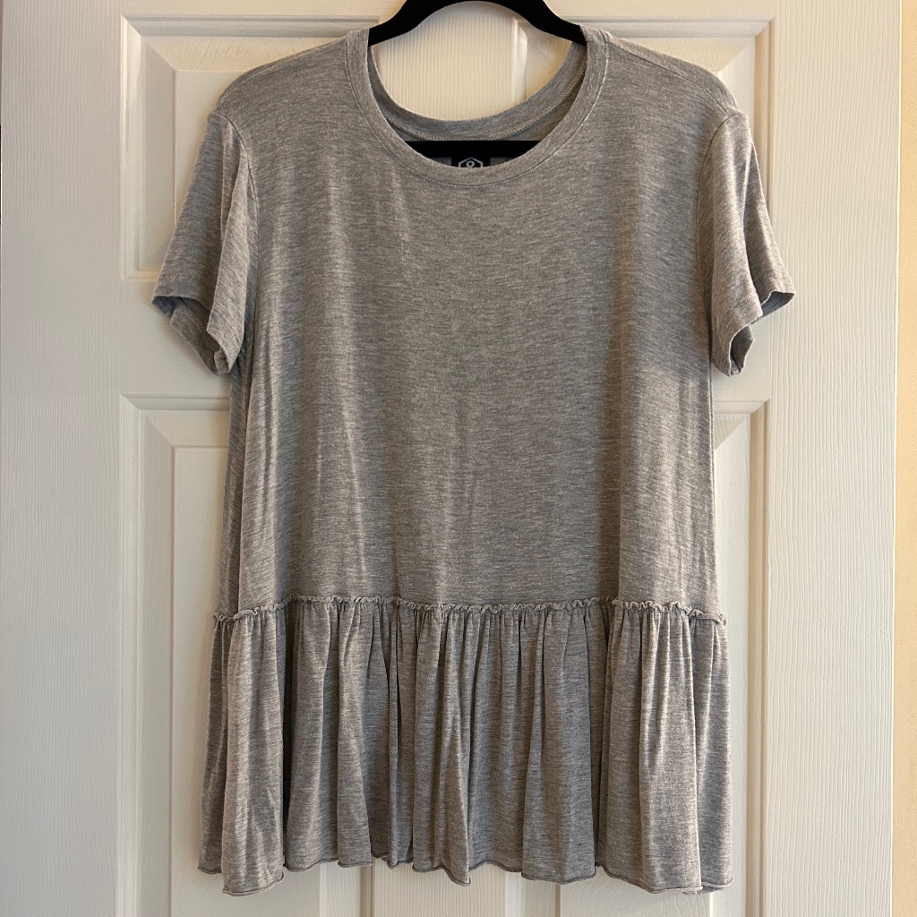 Gray Swing Top